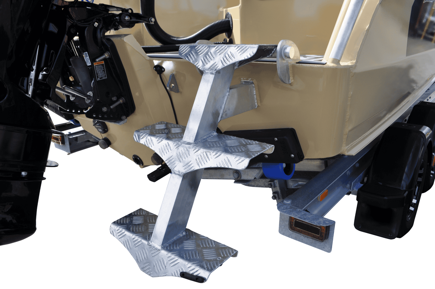 Quintrex Territory Legend Rear Console