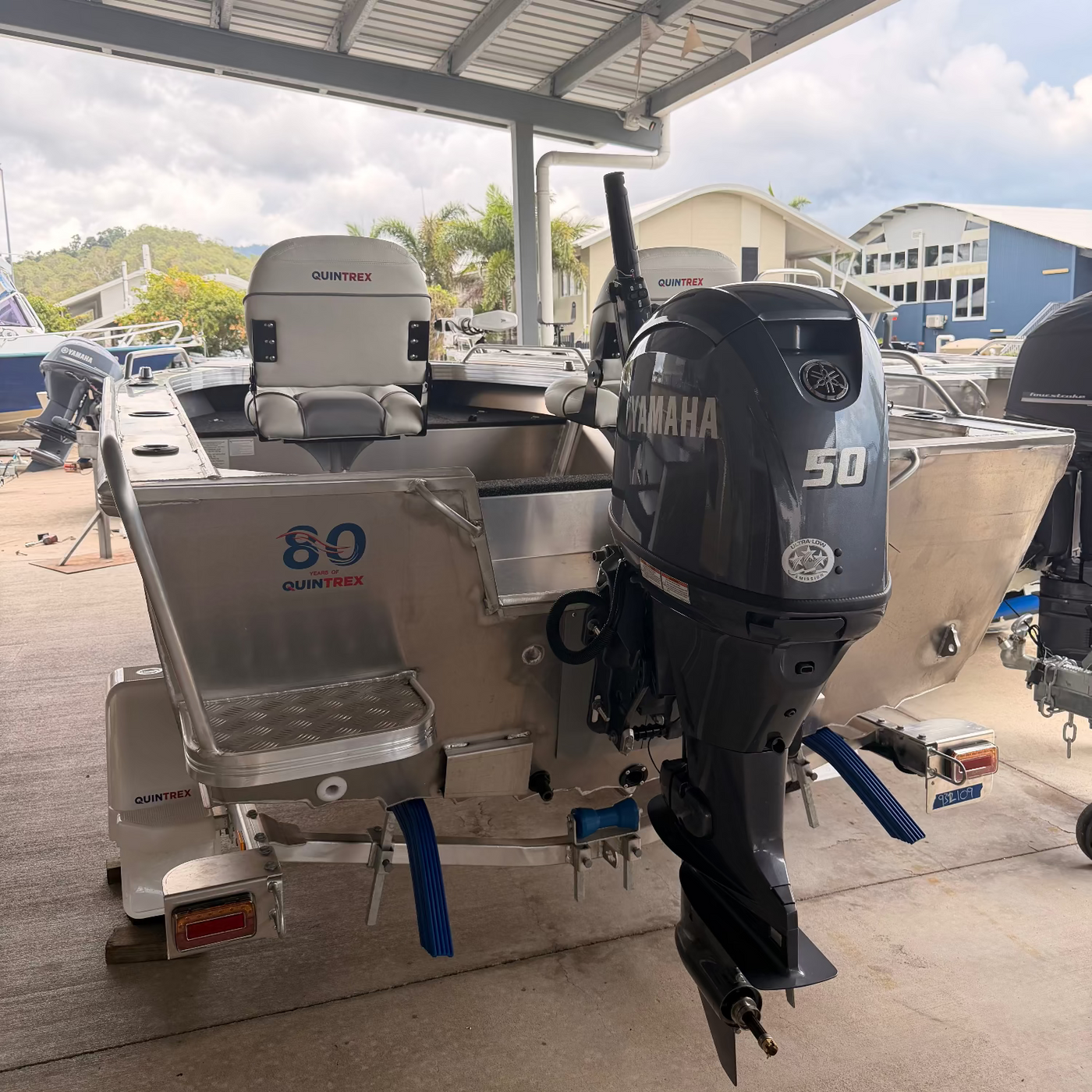 QUINTREX 420 Renegade TS