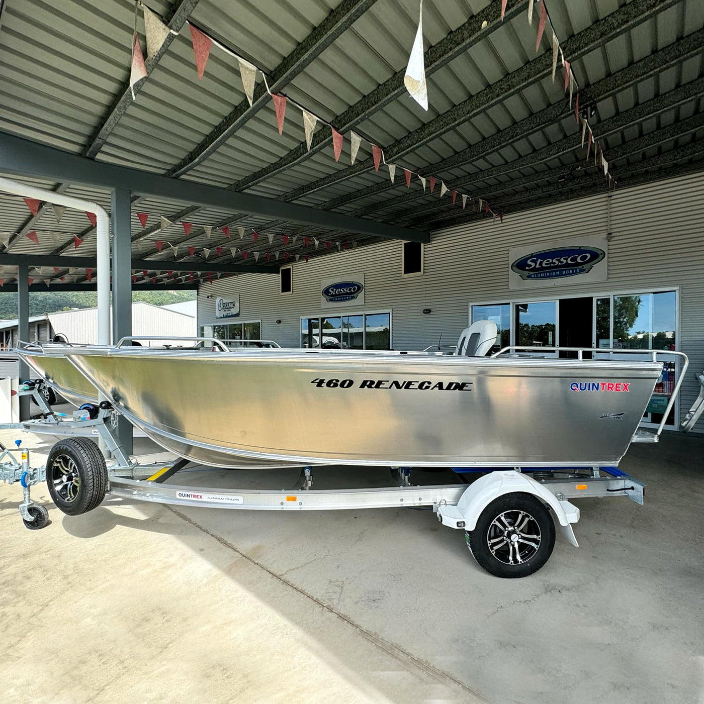 QUINTREX 460 Renegade TS
