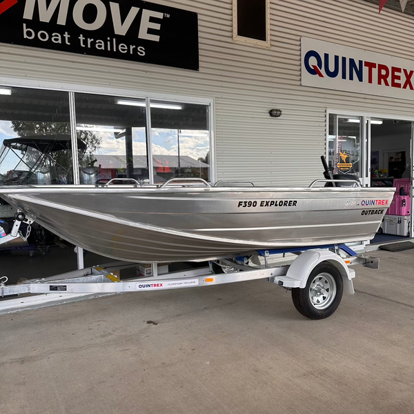 QUINTREX F390 Outback Explorer