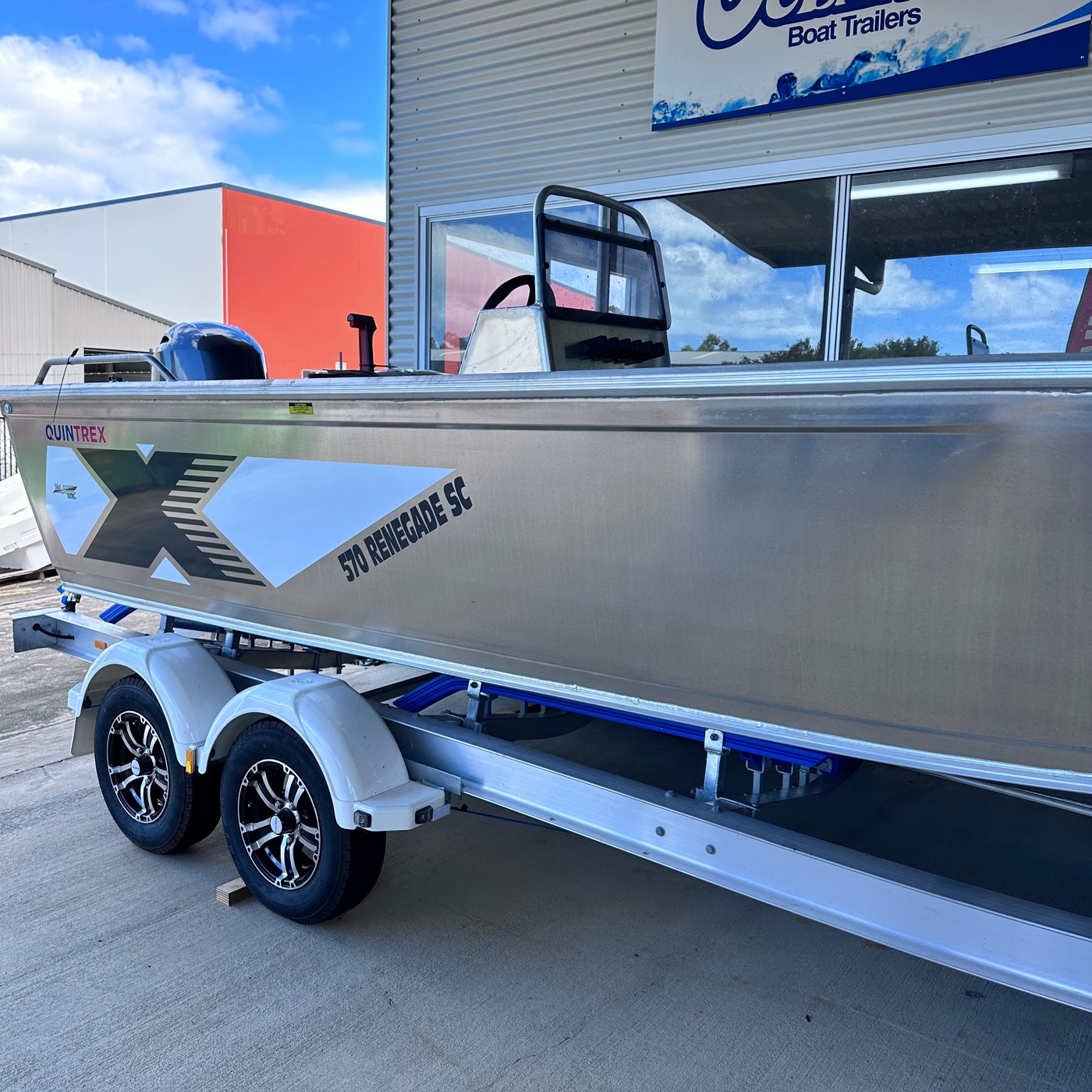 QUINTREX Renegade 570 SC